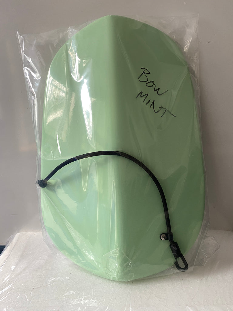 Bow hatch cover, FIberglass, Mint